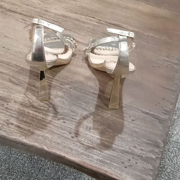 Marc Fisher "Karima" 4" stiletto heel square toe sandal size 7 NWT - Picture 7 of 8